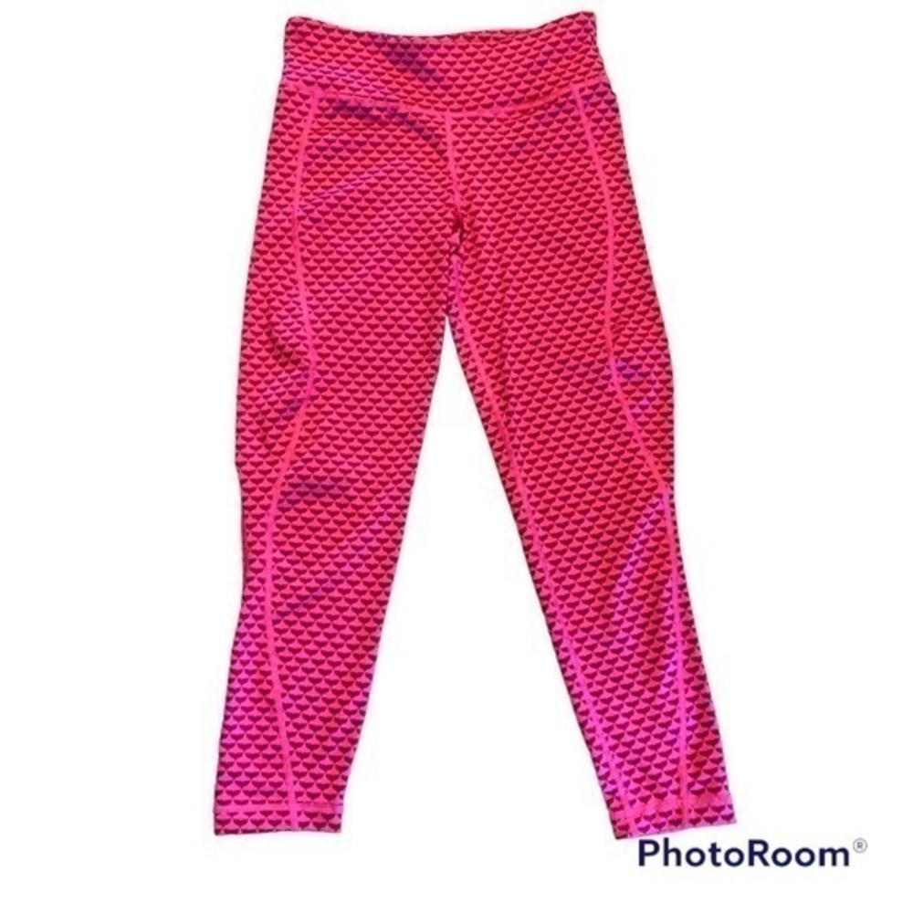 Vineyard vines performance pink and maroon whale tail print cropped leggings S
